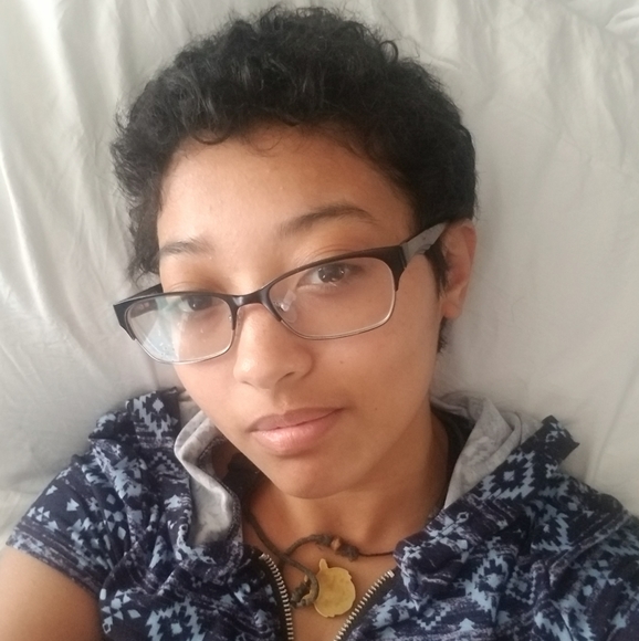 Meet your Posher, Shie - Picture 2 of 6